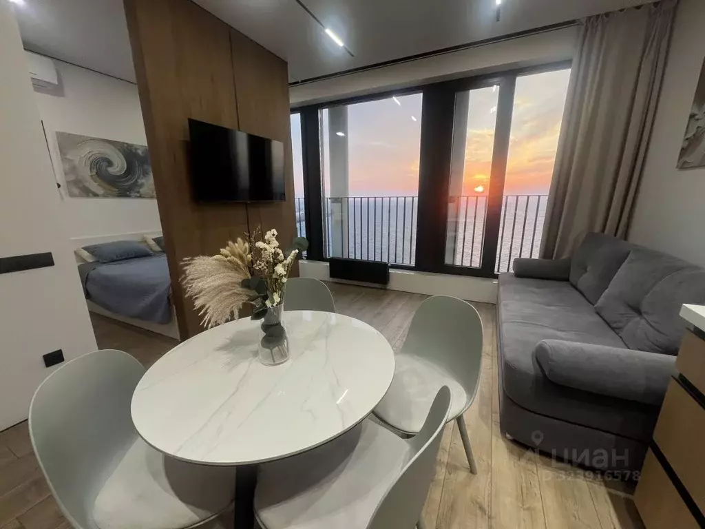 2-к кв. Приморский край, Владивосток ул. Мыс Кунгасный, 3Бс2 (40.0 м) - Фото 1