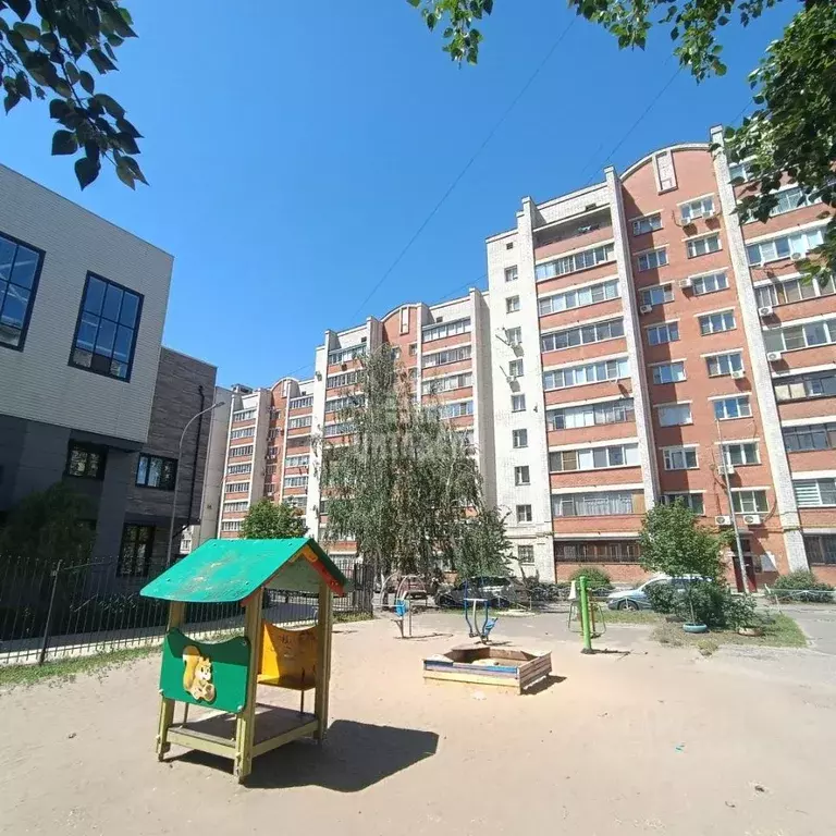 2-к кв. Воронежская область, Воронеж ул. Суворова, 65 (67.0 м) - Фото 0