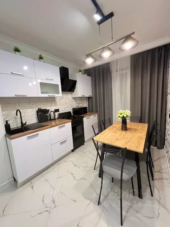 2-к кв. Татарстан, Казань ул. Абсалямова, 23 (50.0 м) - Фото 1