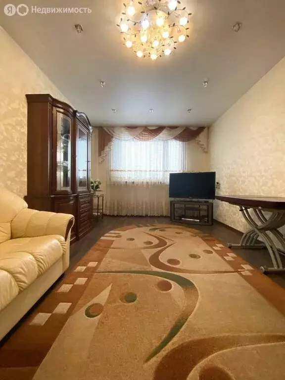 3-комнатная квартира: Мурманск, улица Саши Ковалёва, 20 (74 м) - Фото 0