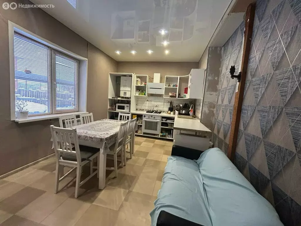 Дом в Ирбит, улица Карла Либкнехта (16 м) - Фото 1