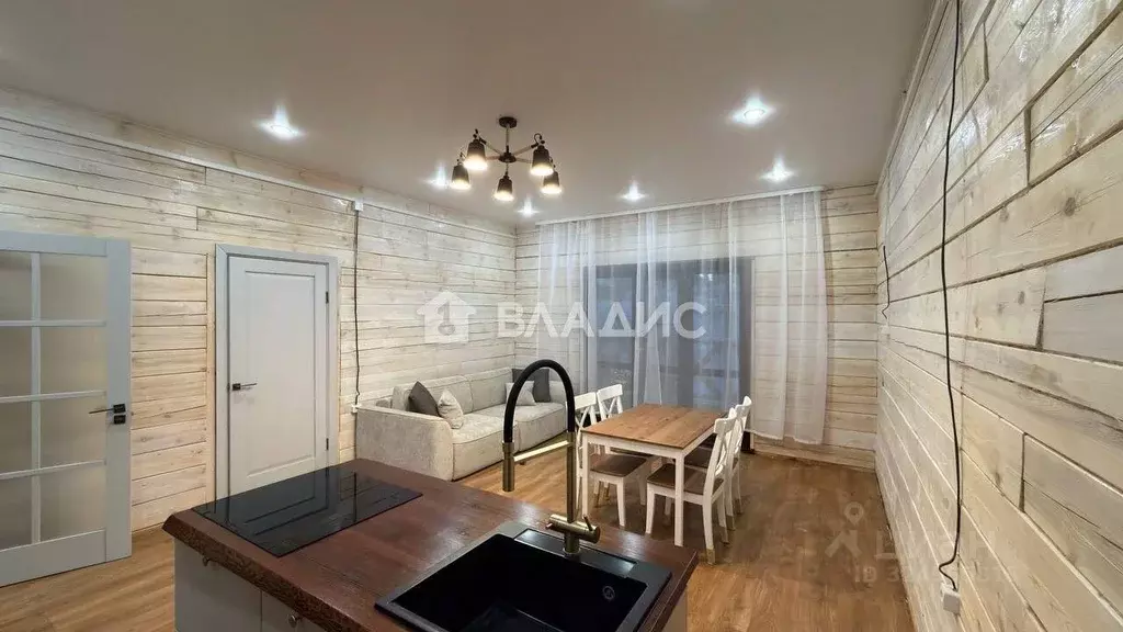 Дом в Бурятия, Улан-Удэ ул. Сочинская (198 м) - Фото 2