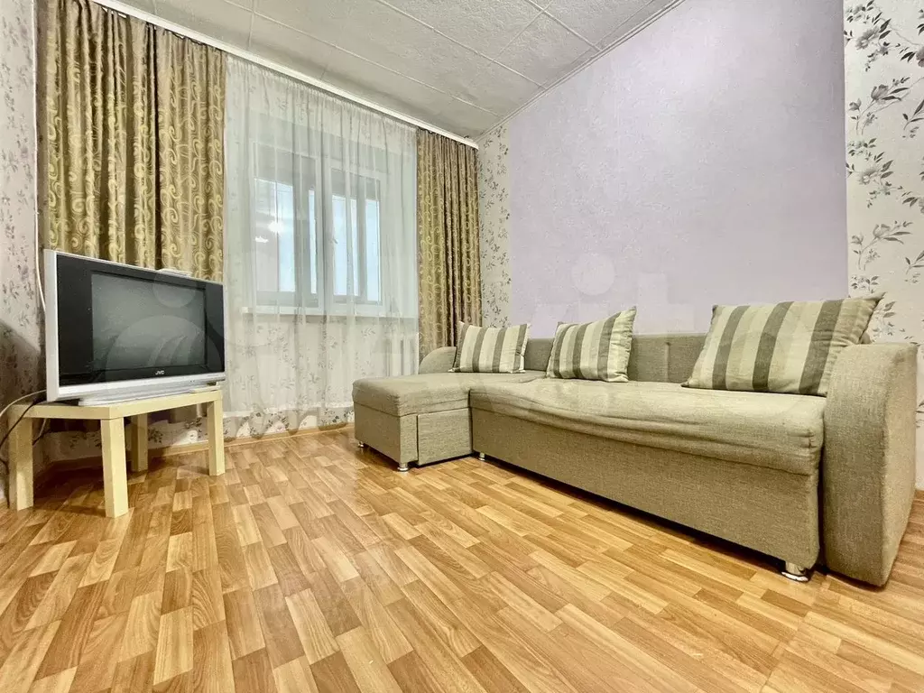 1-к. квартира, 40 м, 9/10 эт. - Фото 0