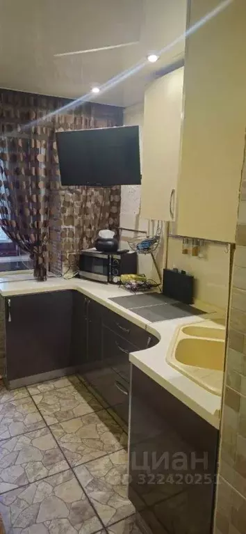 2-к кв. Калужская область, Малоярославец ул. Энтузиастов, 15 (49.0 м) - Фото 1