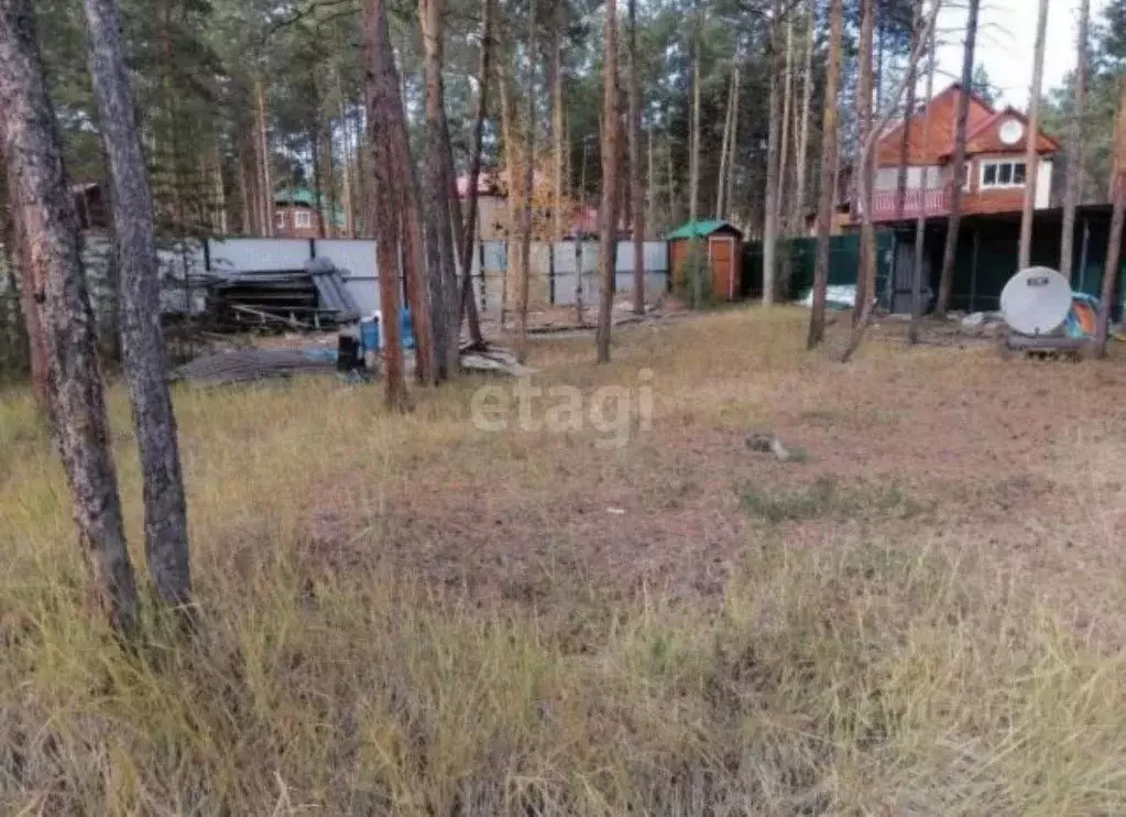 Участок в Саха (Якутия), Якутск ул. Три Сосны, 65/5 (9.2 сот.) - Фото 0