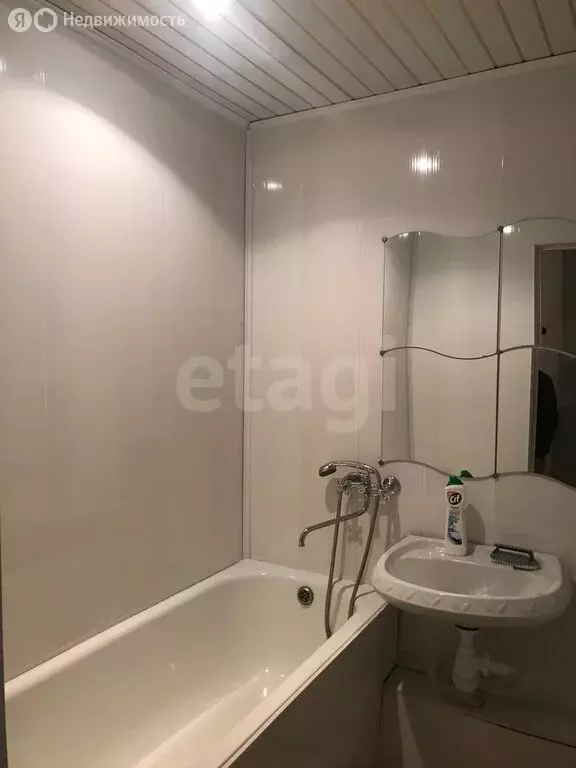 1-комнатная квартира: Альметьевск, улица Гафиатуллина, 35 (35.6 м) - Фото 1