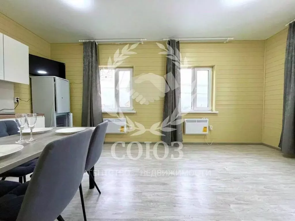 Дом в Тульская область, Заокский район, Страховское с/пос, пос. ... - Фото 1