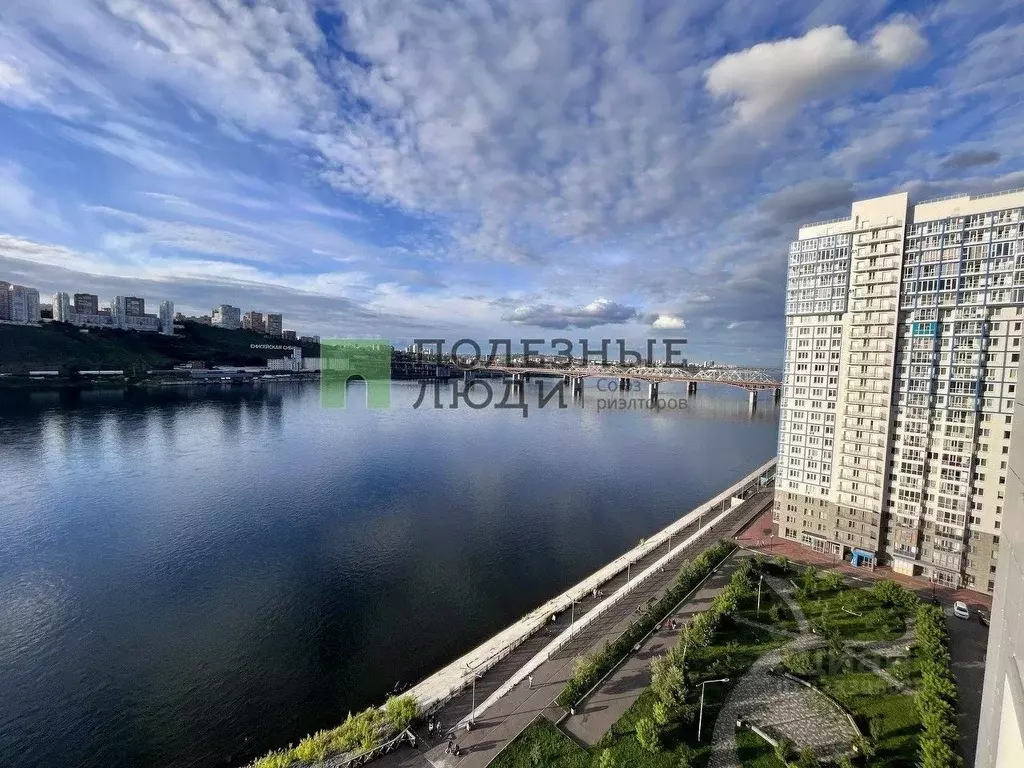 4-к кв. Красноярский край, Красноярск ул. Лесников, 27/1 (99.3 м) - Фото 1