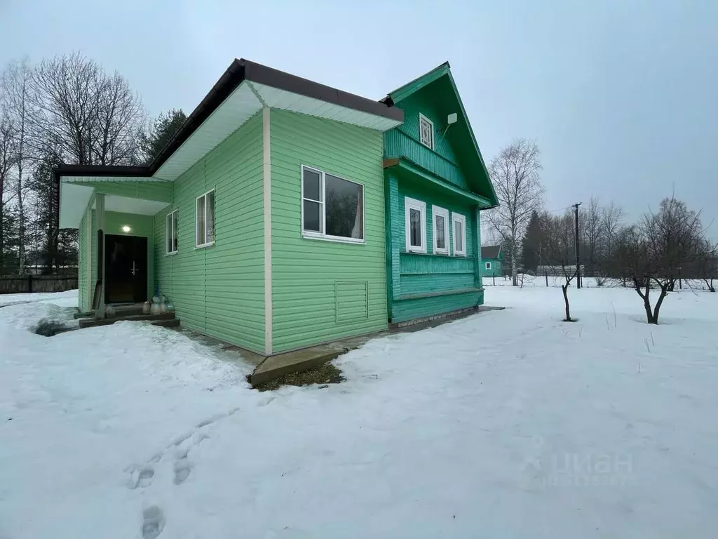 Дом в Новгородская область, Новгородский район, Бронницкое с/пос, с. ... - Фото 0