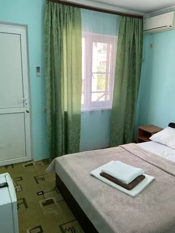 Комната Краснодарский край, Сочи пос. Вардане, ул. Фруктовая, 9/1 - Фото 1