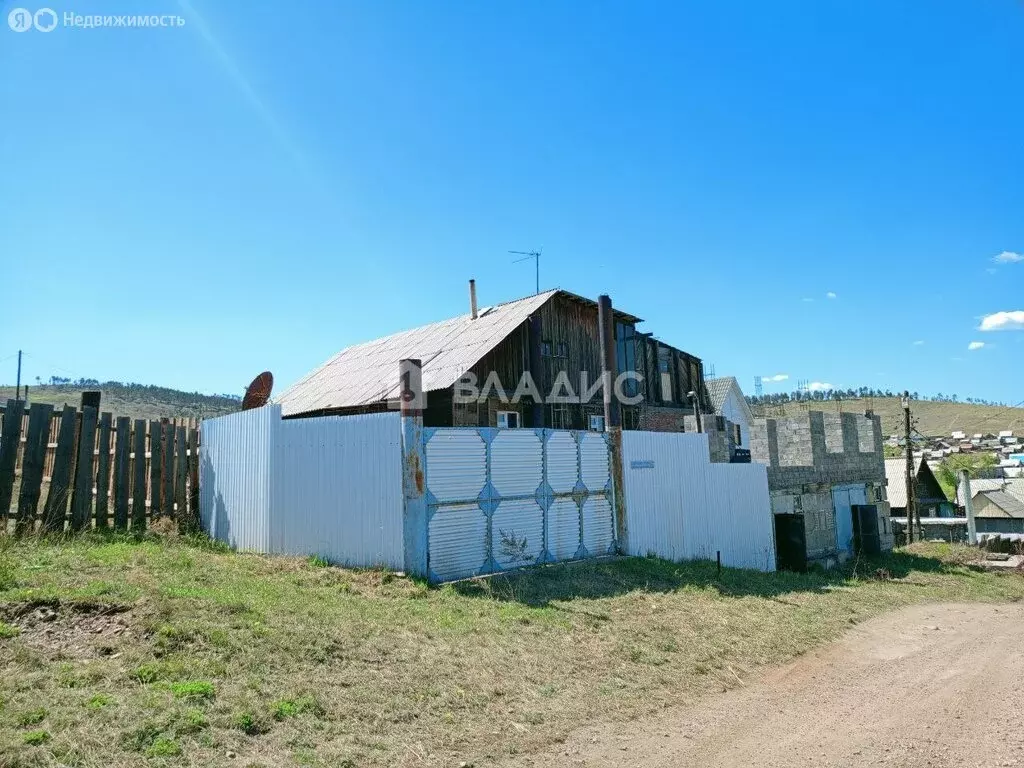 Дом в село Сотниково, Комсомольская улица, 22 (252.5 м) - Фото 1