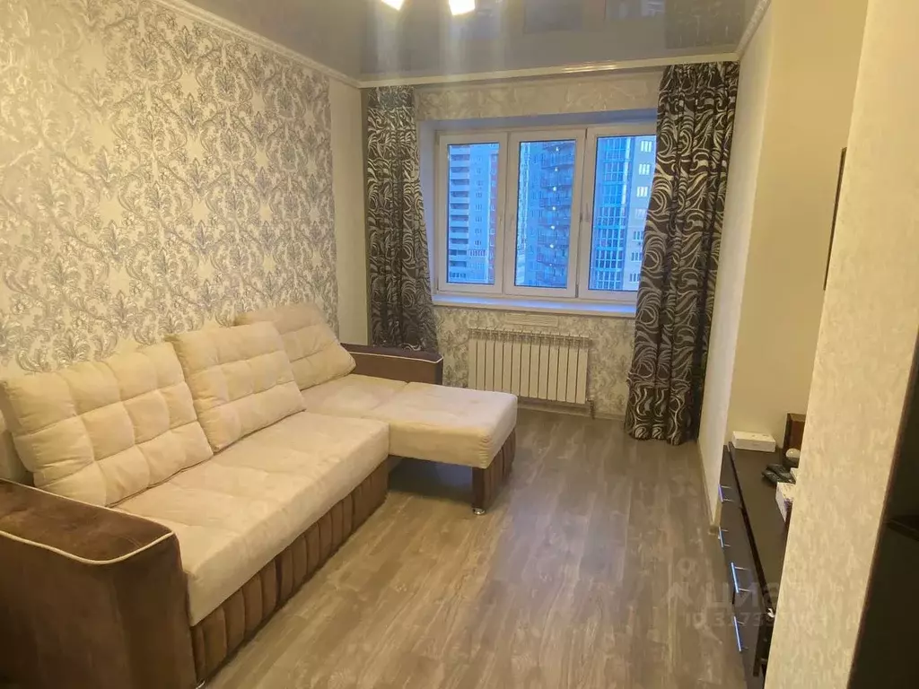 1-к кв. Омская область, Омск бул. Архитекторов, 23 (37.0 м) - Фото 0