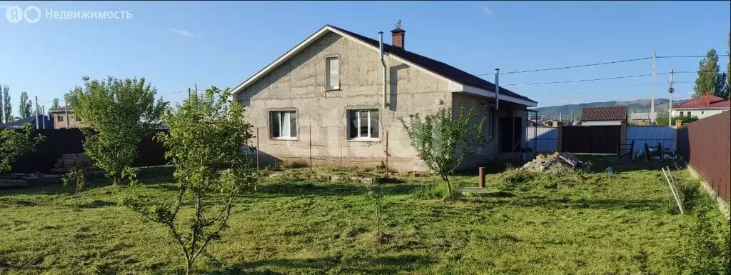 Дом в Добровское сельское поселение, село Заречное, Заречная улица ... - Фото 1