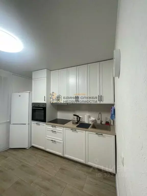 2-к кв. Башкортостан, Уфа ул. Академика Ураксина (69.0 м) - Фото 1