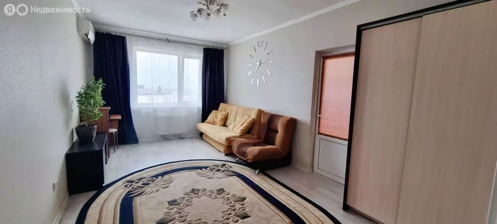 1-комнатная квартира: Краснодар, улица имени М.Е. Соколова, 86к2 (42.7 ... - Фото 1