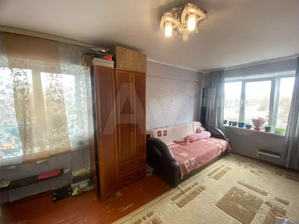 Комната 18 м в 4-к., 4/5 эт. - Фото 1