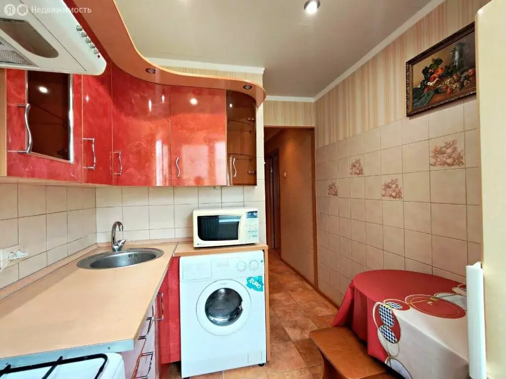 3-комнатная квартира: Курск, 1-й Аэродромный переулок, 8 (62 м) - Фото 2