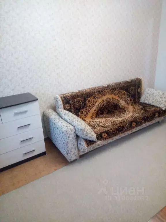 1-к кв. Саратовская область, Энгельс ул. Космонавтов, 8 (30.0 м) - Фото 0