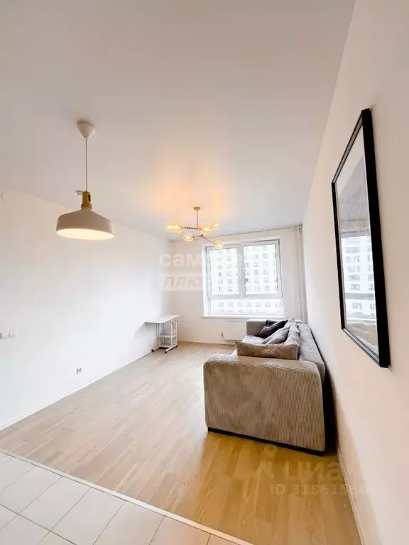 3-к кв. Москва ул. Саларьевская, 10к2 (57.0 м) - Фото 0