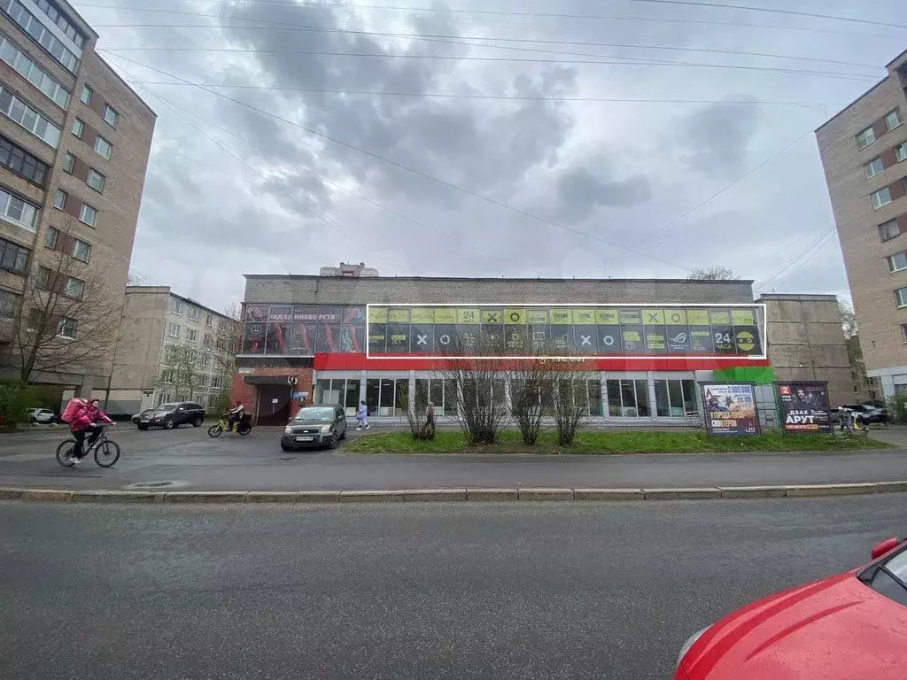Осз под спорт фитнес, танцы, витрины, 320 м2 - Фото 0