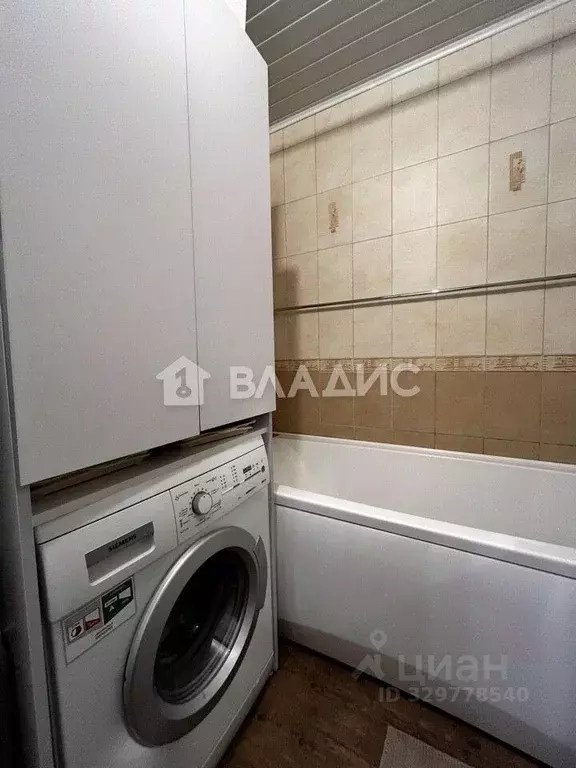 2-к кв. Марий Эл, Йошкар-Ола ул. Кирова, 15А (64.1 м) - Фото 1