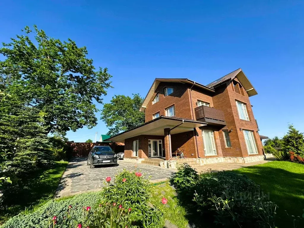 Дом в Ленинградская область, Всеволожский район, Бугровское городское ... - Фото 1