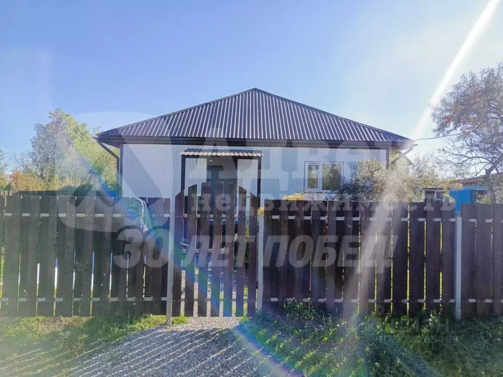 Дом в Тюменская область, Тюмень Домостроитель СНТ, ул. Нарцисс (65 м) - Фото 1