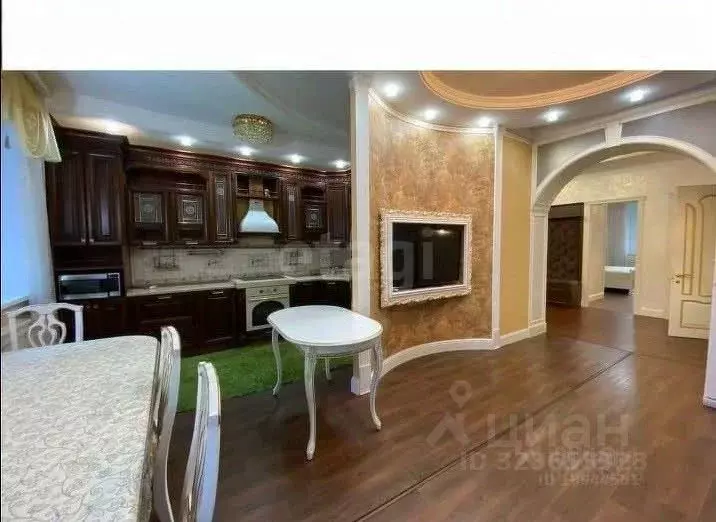 3-к кв. Омская область, Омск ул. Маршала Жукова, 107 (107.1 м) - Фото 1