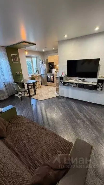 2-к кв. Кемеровская область, Новокузнецк ул. Кирова, 43 (41.6 м) - Фото 2