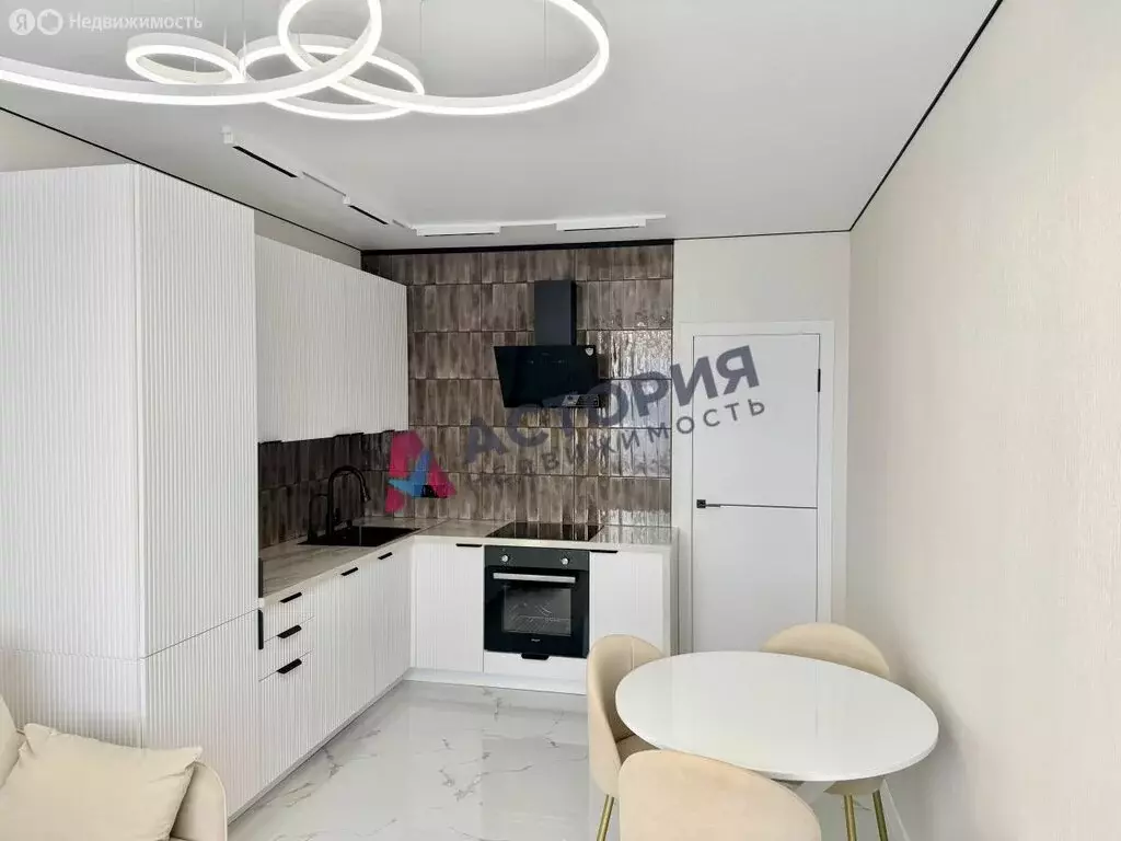 2-комнатная квартира: Тула, улица Академика Насоновой, 1Б (60 м) - Фото 2
