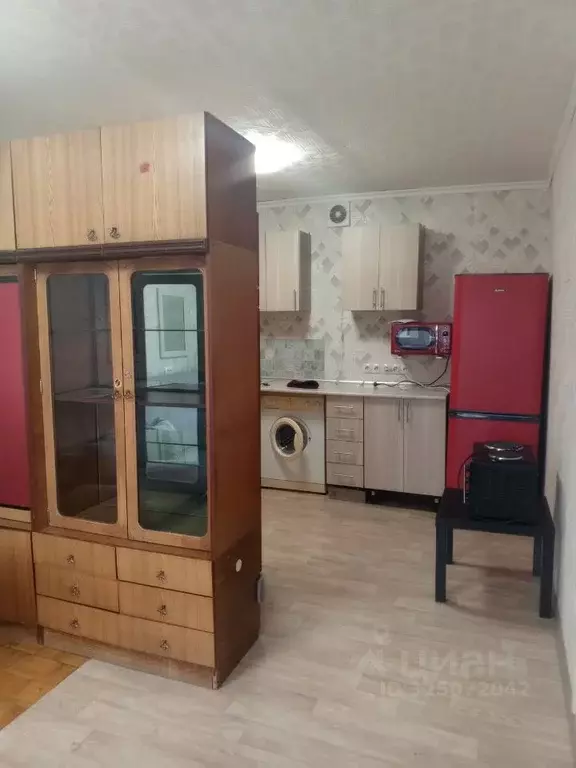 Комната Омская область, Омск ул. 10 лет Октября, 141 (17.0 м) - Фото 2