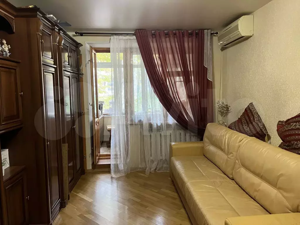 3-к. квартира, 60 м, 1/5 эт. - Фото 0