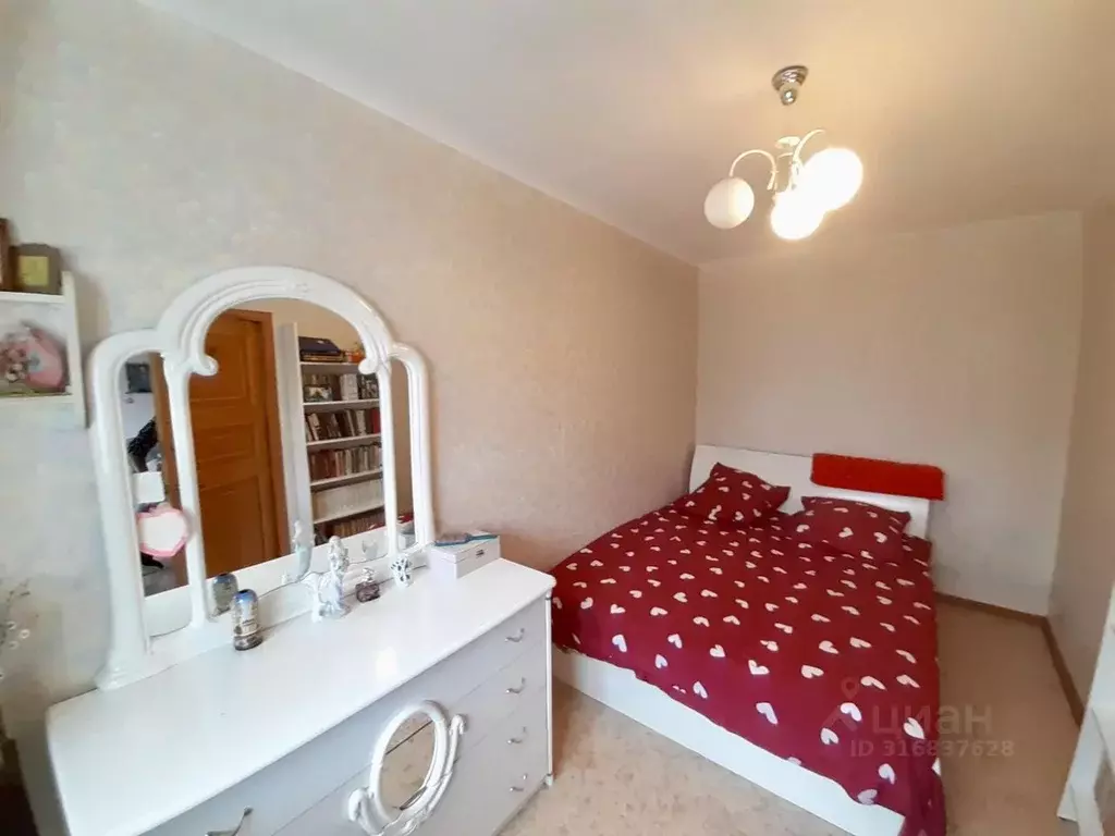 3-к кв. Хабаровский край, Хабаровск ул. Карла Маркса, 112А (55.0 м) - Фото 0