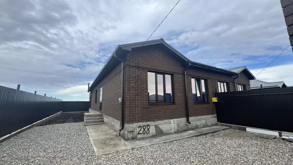 Коттедж в Ставропольский край, Михайловск Шпаковский район, ул. Бориса ... - Фото 1