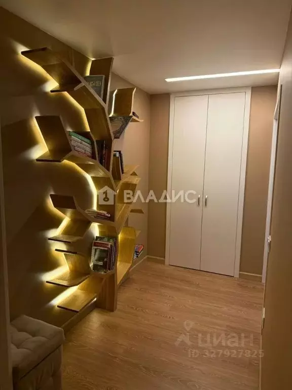 2-к кв. Белгородская область, Белгород бул. Юности, 41 (105.0 м) - Фото 1