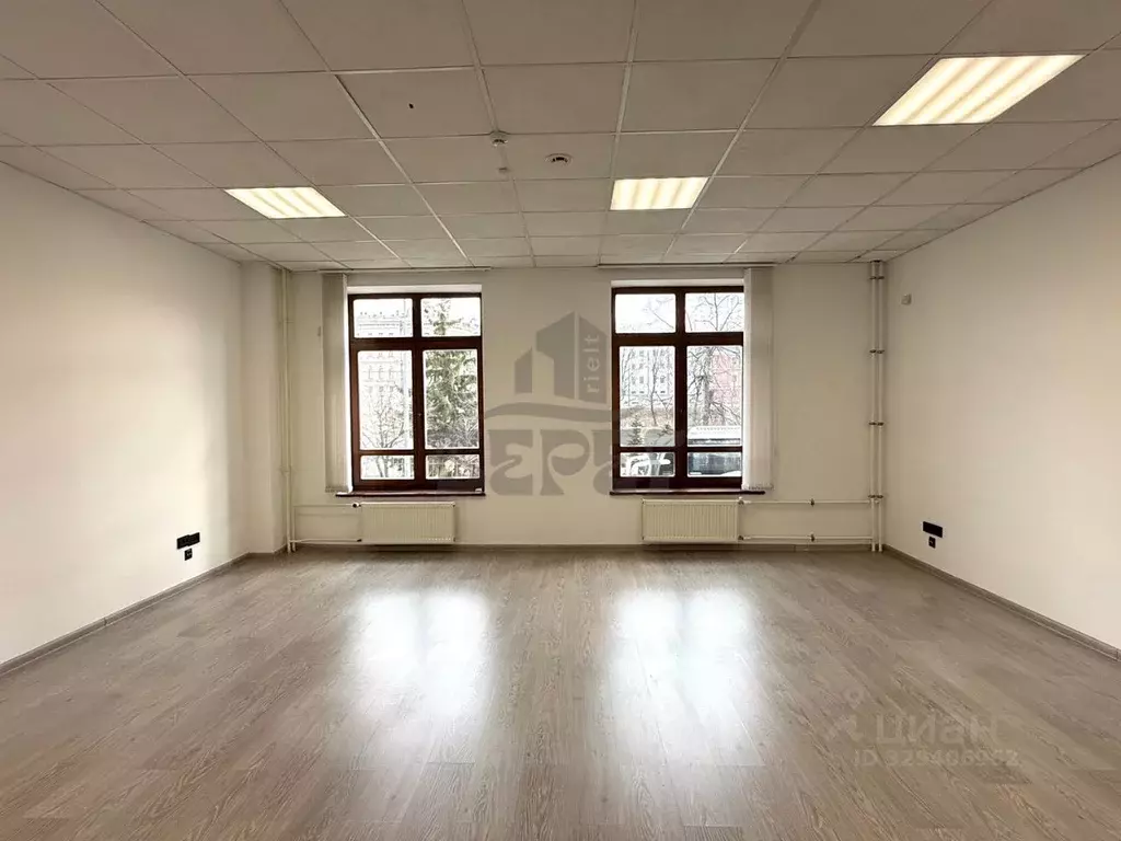 Помещение свободного назначения в Татарстан, Казань ул. Дзержинского, ... - Фото 1