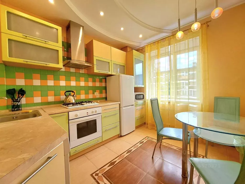 2-к кв. Калининградская область, Калининград ул. Куйбышева, 53А (65.0 ... - Фото 1