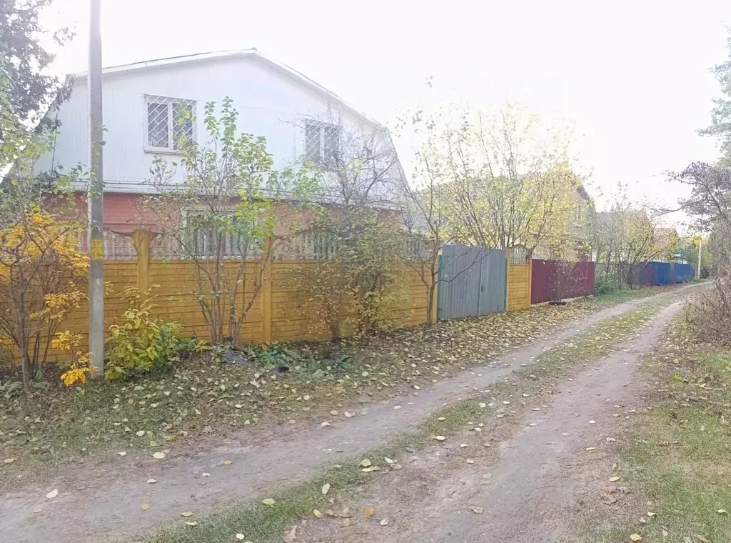 Дом в Брянская область, Брянский район, Журиничское с/пос, Лесное СДТ ... - Фото 0