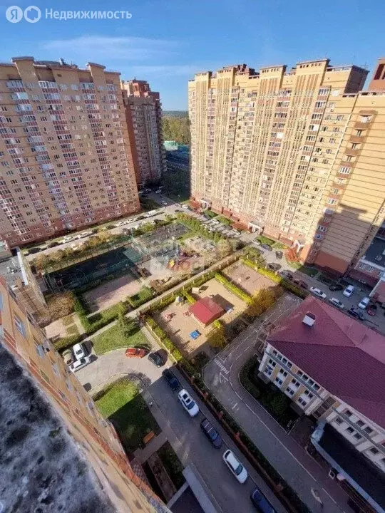 2-комнатная квартира: посёлок городского типа ВНИИССОК, улица Михаила ... - Фото 1