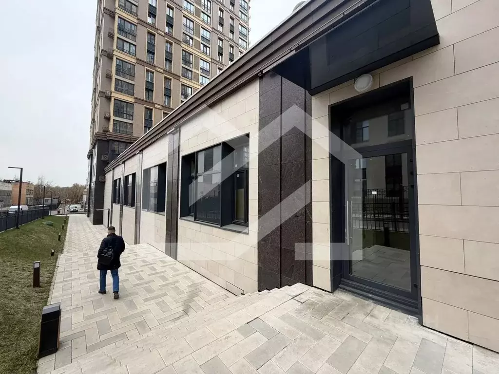 Торговая площадь в Москва Краснобогатырская ул., 40 (42 м) - Фото 1