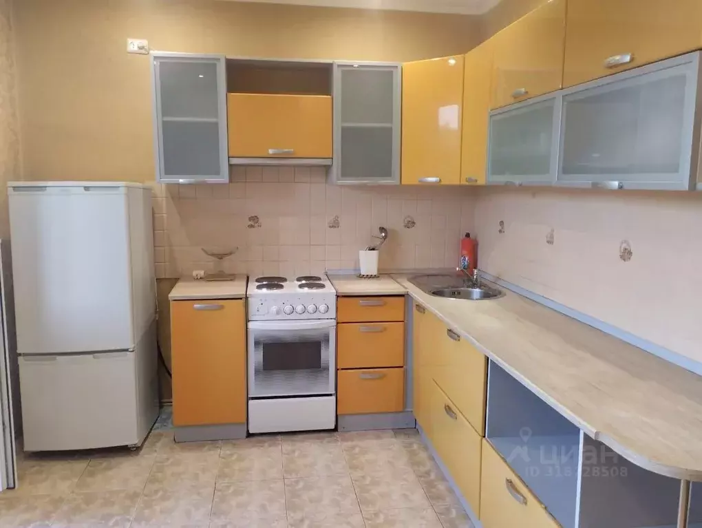 2-к кв. Омская область, Омск ул. Димитрова, 71 (64.0 м) - Фото 0