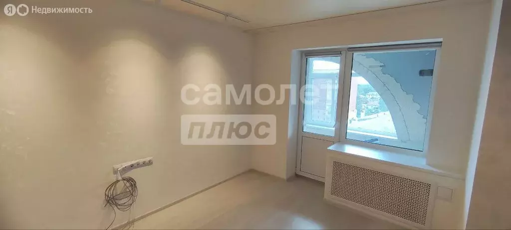 2-комнатная квартира: Сыктывкар, улица Пушкина, 7 (59 м) - Фото 1