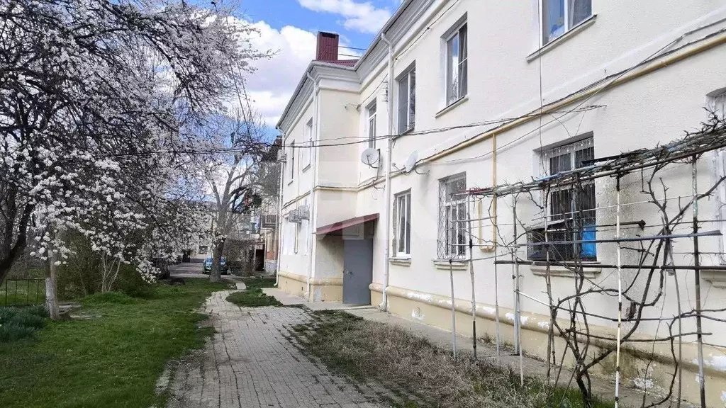 2-к кв. Краснодарский край, Горячий Ключ Заводская ул., 39 (46.1 м) - Фото 0