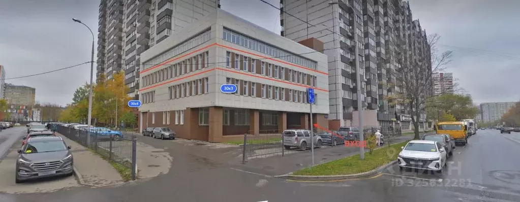 Помещение свободного назначения в Москва Веерная ул., 30К3 (611 м) - Фото 1