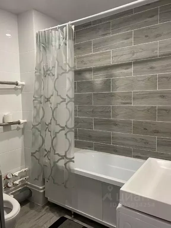 1-к кв. Вологодская область, Череповец пер. Ухтомского, 5 (36.0 м) - Фото 2