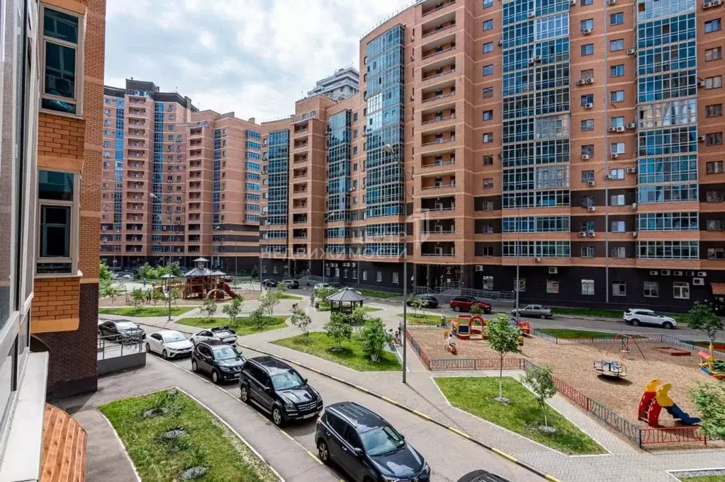 3-к кв. Татарстан, Казань Чистопольская ул., 36 (105.0 м) - Фото 0