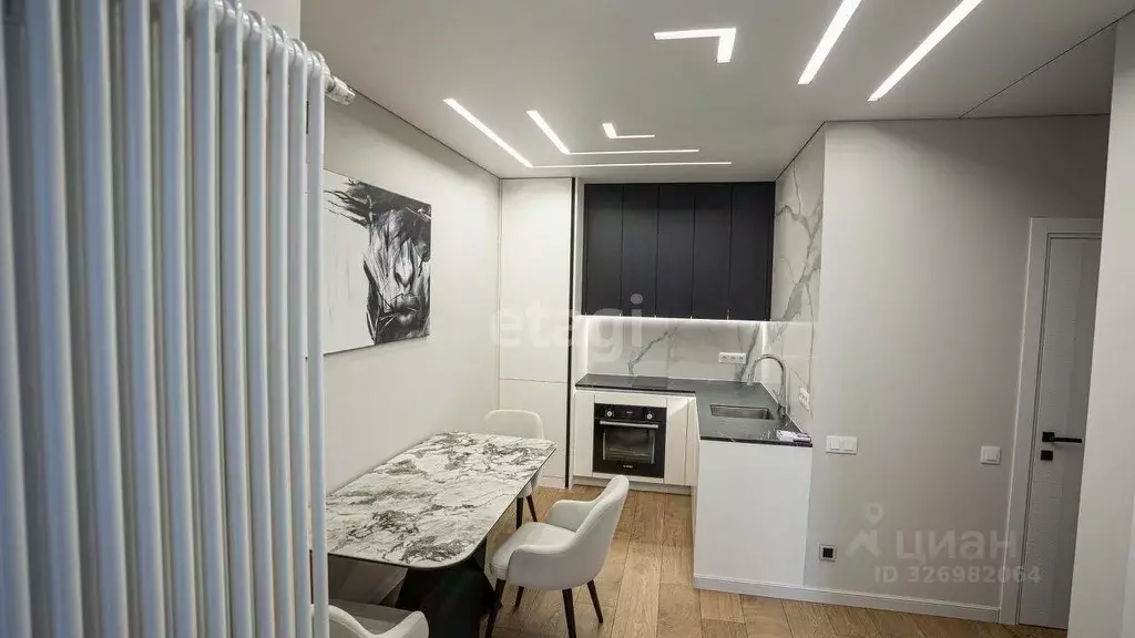 1-к кв. Тюменская область, Тюмень ул. Федюнинского, 30 (45.3 м) - Фото 1