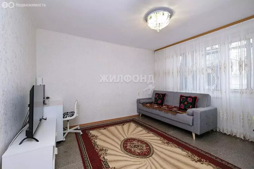 2-комнатная квартира: Новосибирск, Гусинобродское шоссе, 23 (42.1 м) - Фото 1