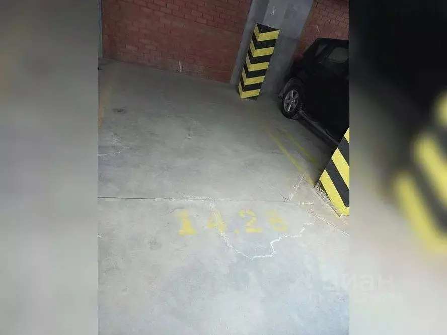 Гараж в Ханты-Мансийский АО, Сургут ул. Мелик-Карамова, 4 (13 м) - Фото 1