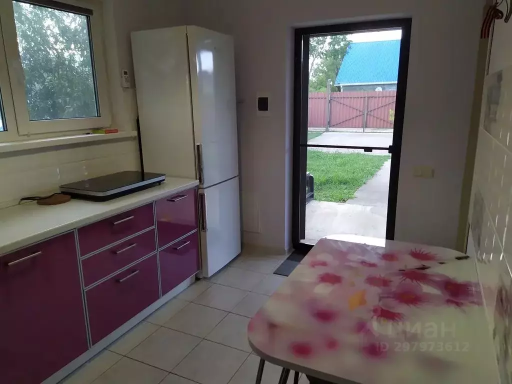 Дом в Краснодарский край, Темрюкский район, пос. Сенной ул. Ленина, 68 ... - Фото 2